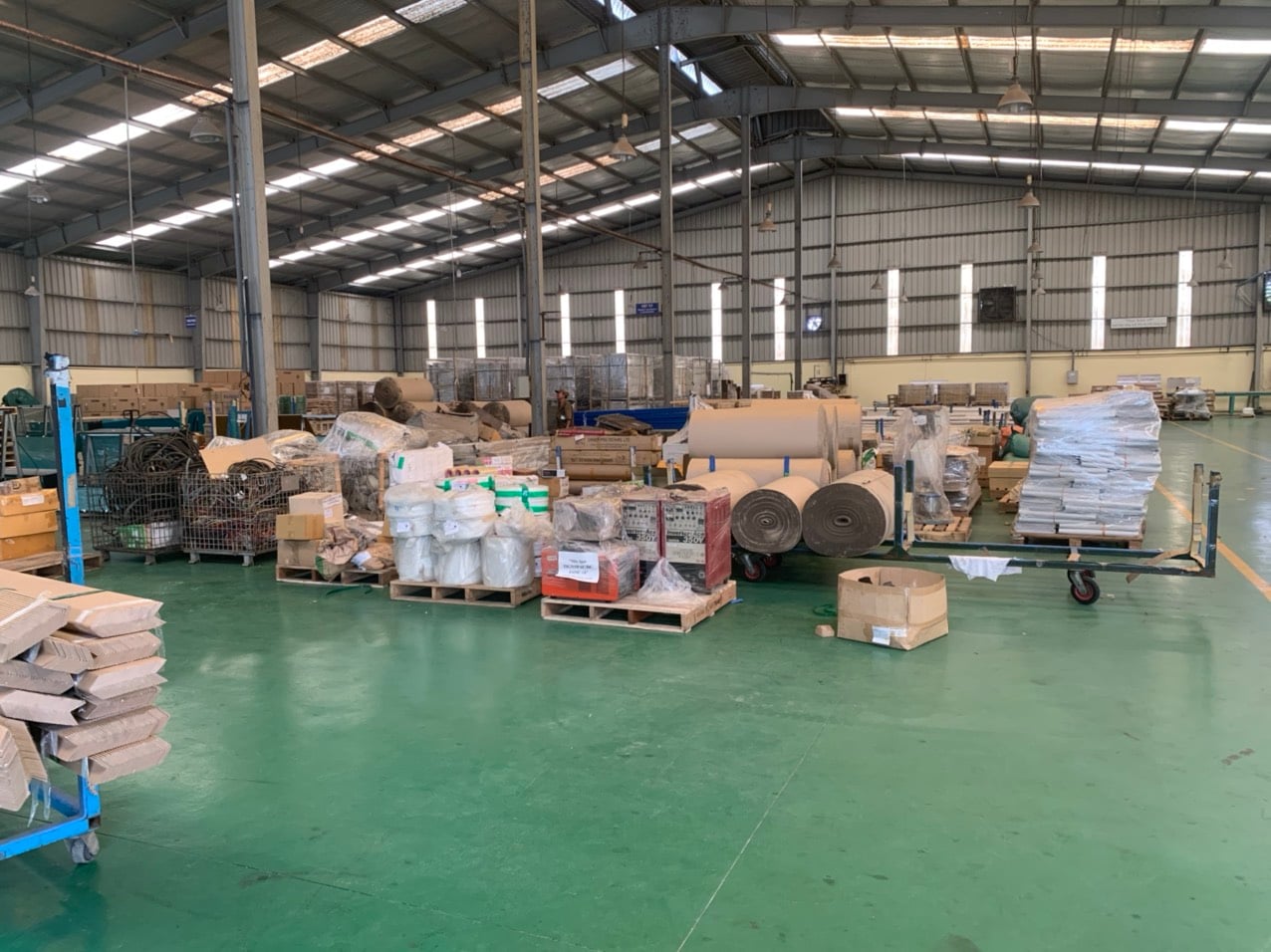 Accessories warehouse 1